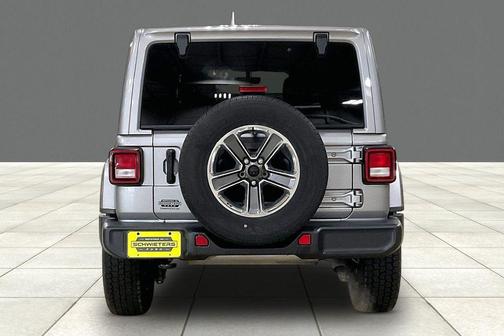 Billet Silver Metallic Clearcoat 2021 Jeep Wrangler Unlimited Sahara