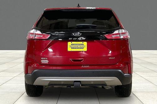 Red Metallic 2022 Ford Edge SEL