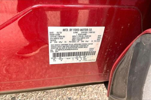 Red Metallic 2022 Ford Edge SEL