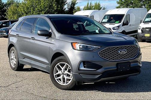 Gray Metallic 2024 Ford Edge SEL