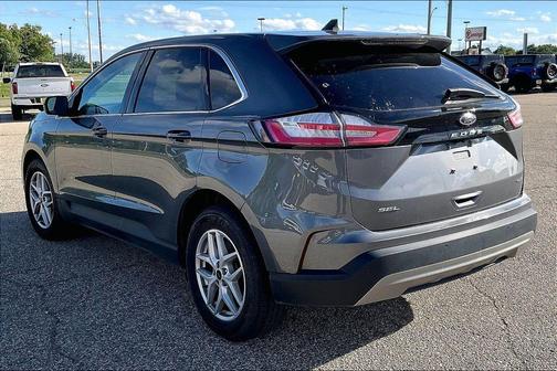 Gray Metallic 2024 Ford Edge SEL