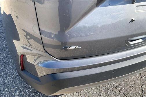 Gray Metallic 2024 Ford Edge SEL