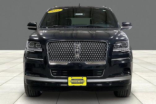 Starlight 2023 Lincoln Navigator Reserve