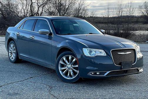 Ceramic Gray Clearcoat 2019 Chrysler 300 Limited