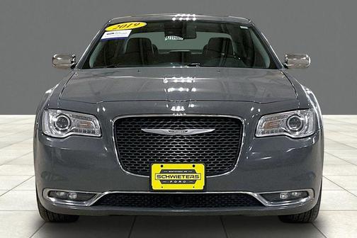 Ceramic Gray Clearcoat 2019 Chrysler 300 Limited