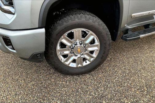 Sterling Gray Metallic 2024 Chevrolet Silverado 2500 High Country