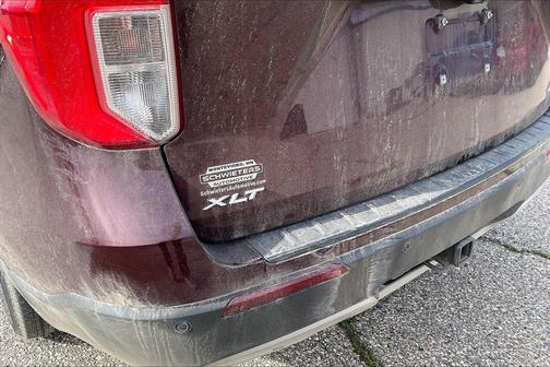 Red 2022 Ford Explorer XLT