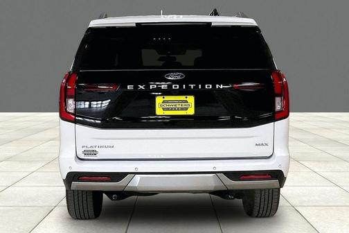 Oxford White 2025 Ford Expedition Max Platinum