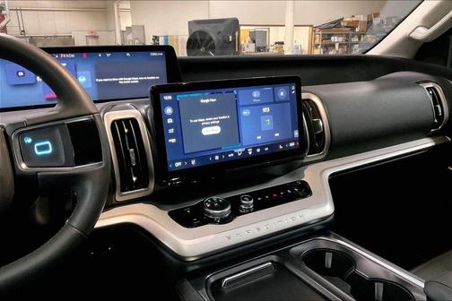 Black Metallic 2025 Ford Expedition Max Active