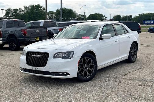 2017 Chrysler 300 S