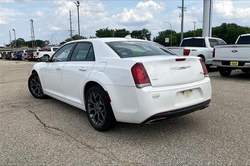 2017 Chrysler 300 S
