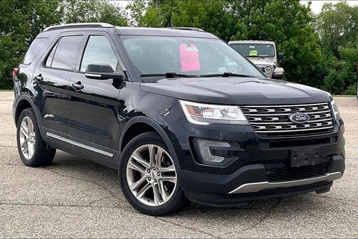 Shadow Black 2017 Ford Explorer XLT