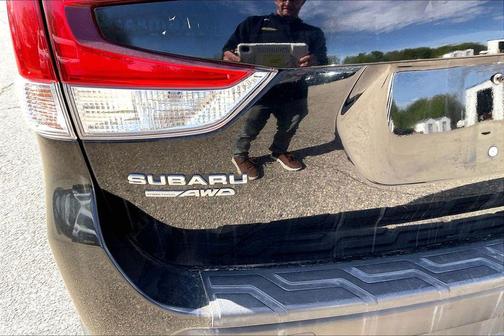 Crystal Black Silica 2019 Subaru Forester Limited