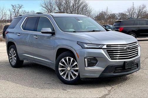2023 Chevrolet Traverse Premier