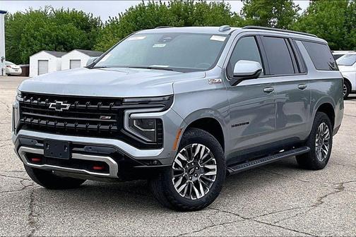 Sterling Gray Metallic 2025 Chevrolet Suburban Z71