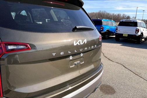 2025 Kia Telluride S
