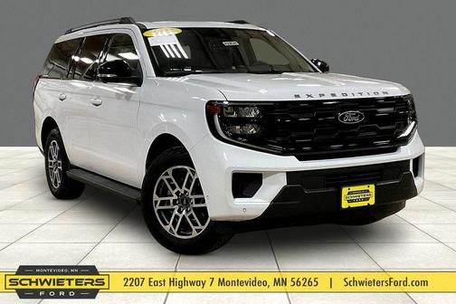 Oxford White 2025 Ford Expedition Active