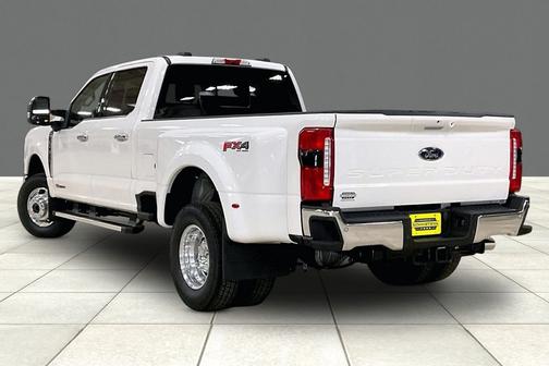 White Metallic 2026 Ford F-350 Lariat