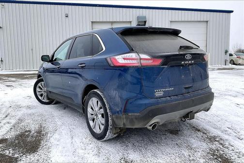 2023 Ford Edge Titanium