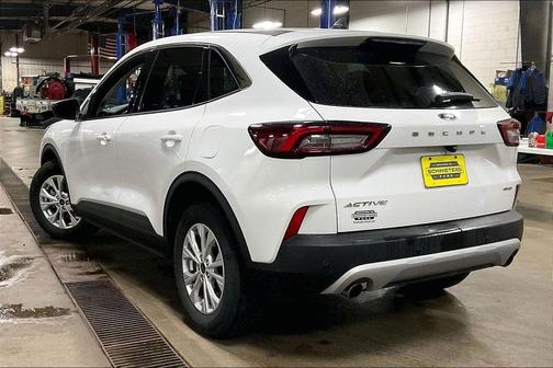 Oxford White 2024 Ford Escape Active