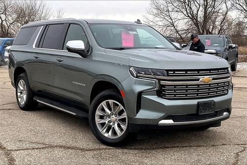 2023 Chevrolet Suburban Premier