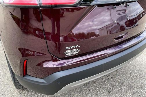 Burgundy 2023 Ford Edge SEL