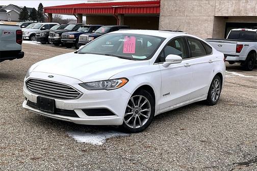 2017 Ford Fusion Hybrid SE