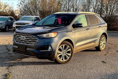 2019 Ford Edge Titanium