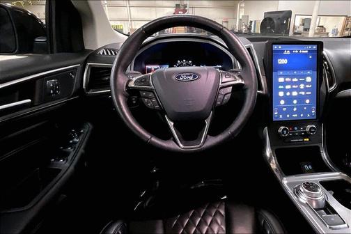 Burgundy 2024 Ford Edge Titanium