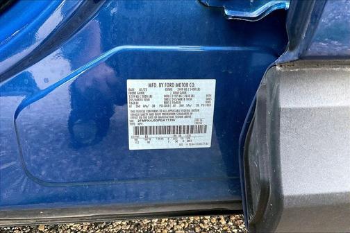 Blue Metallic 2023 Ford Edge SEL