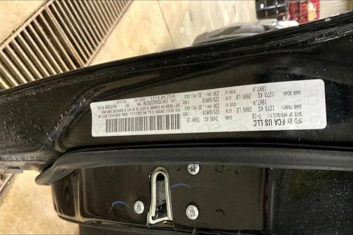 Diamond Black 2019 Jeep Cherokee Limited