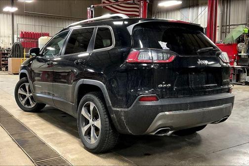 Diamond Black 2019 Jeep Cherokee Limited