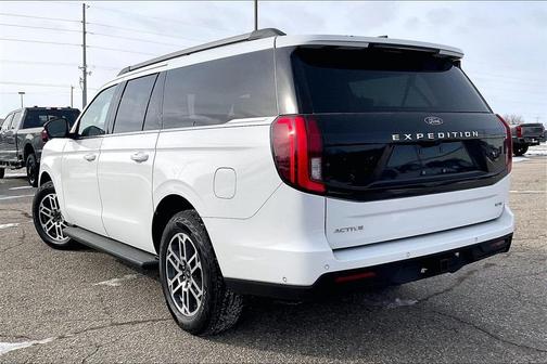 2025 Ford Expedition Max Active