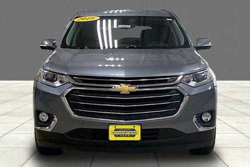 Satin Steel Metallic 2018 Chevrolet Traverse LT Cloth