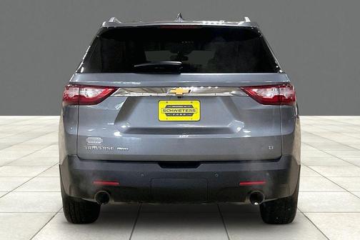 Satin Steel Metallic 2018 Chevrolet Traverse LT Cloth