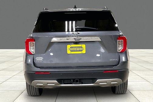 Gray Metallic 2022 Ford Explorer XLT