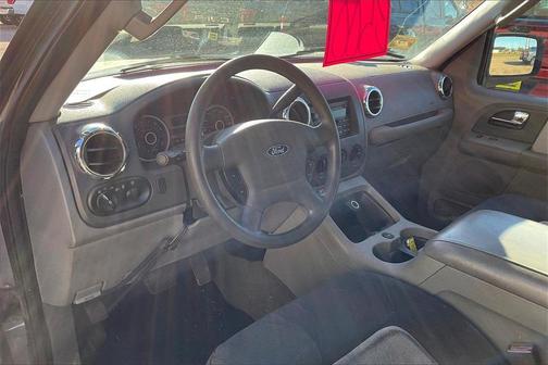 2005 Ford Expedition XLT