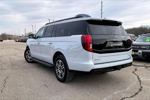 2025 Ford Expedition Max Active