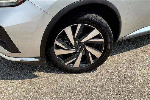 2023 Nissan Murano SL