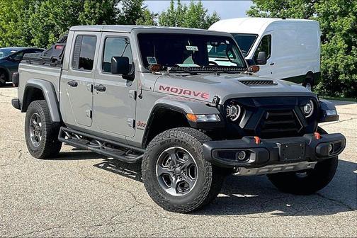 Sting Gray Clearcoat 2021 Jeep Gladiator Mojave