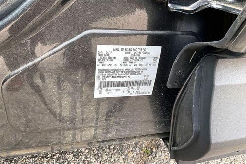 Magnetic 2017 Ford Edge Titanium