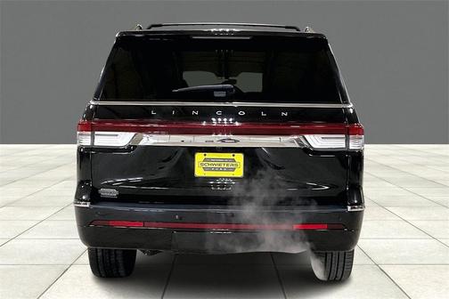 2022 Lincoln Navigator L Reserve