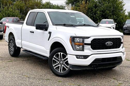 Oxford White 2023 Ford F-150 XL