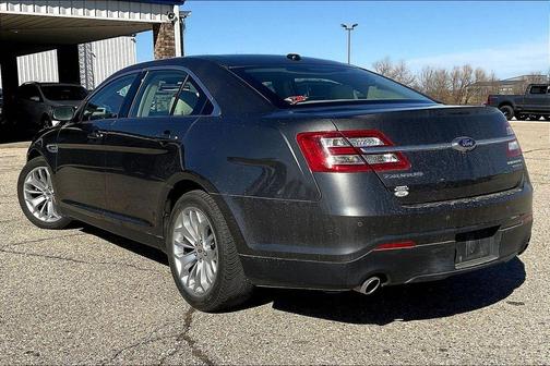 2017 Ford Taurus Limited