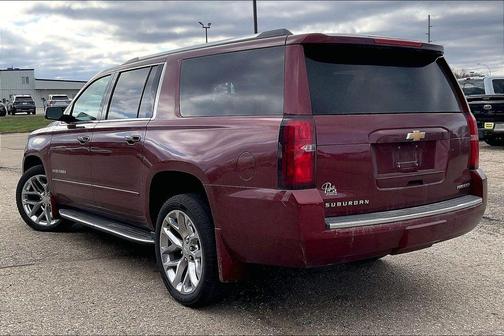 Siren Red Tintcoat 2019 Chevrolet Suburban Premier