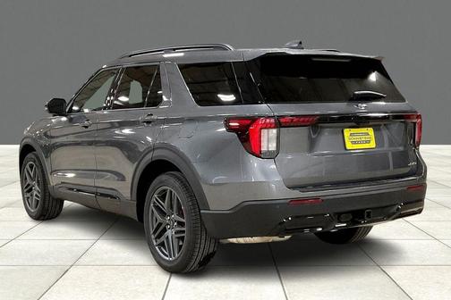 Carbonized Gray Metallic 2026 Ford Explorer ST-Line