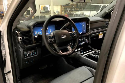 2026 Ford F-350 Lariat Super Duty