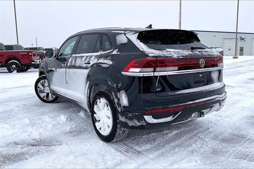 2025 Volkswagen Atlas Cross Sport 2.0T SE w/Technology