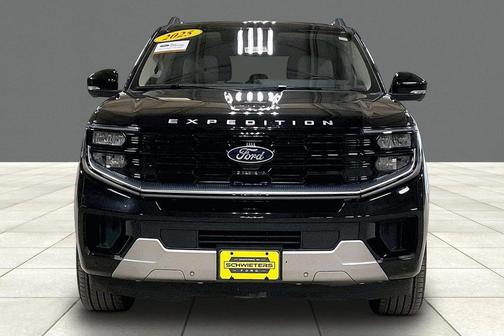 Black Metallic 2025 Ford Expedition Max Platinum