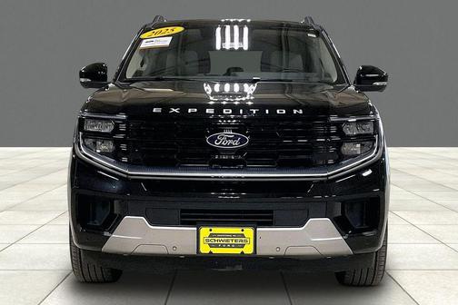Black Metallic 2025 Ford Expedition Max Platinum